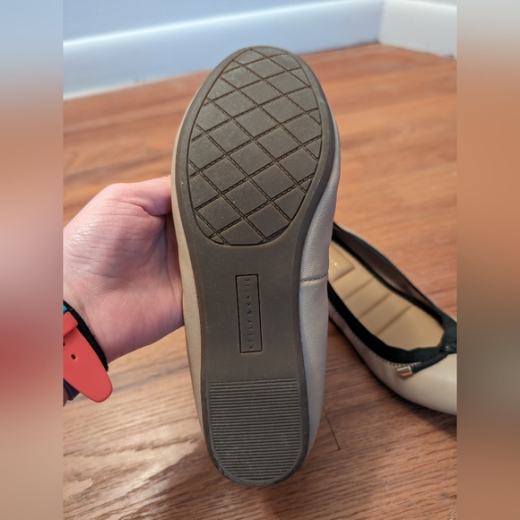 Kelly & Kate Ballet Flat Size 8 Tan and Black - Picture 2 of 4
